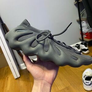 Yeezy 450 Utility Black